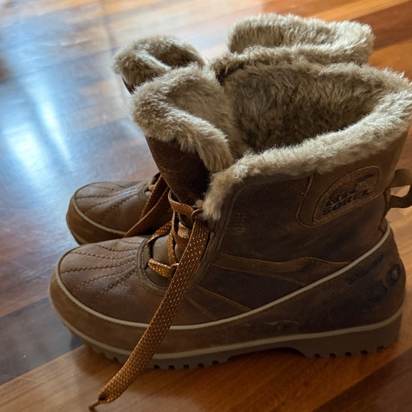 Sorel Brown Fur-Lined Winter Boots - Picture 2 of 5